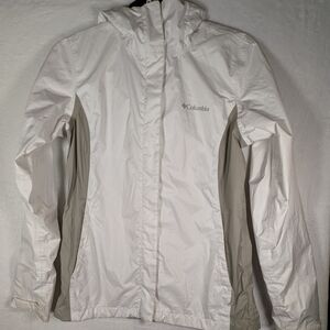 Columbia Women's White and Gray Jacket